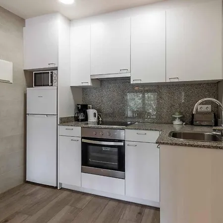 Polcent 8 Cercano A La Playa Apartman